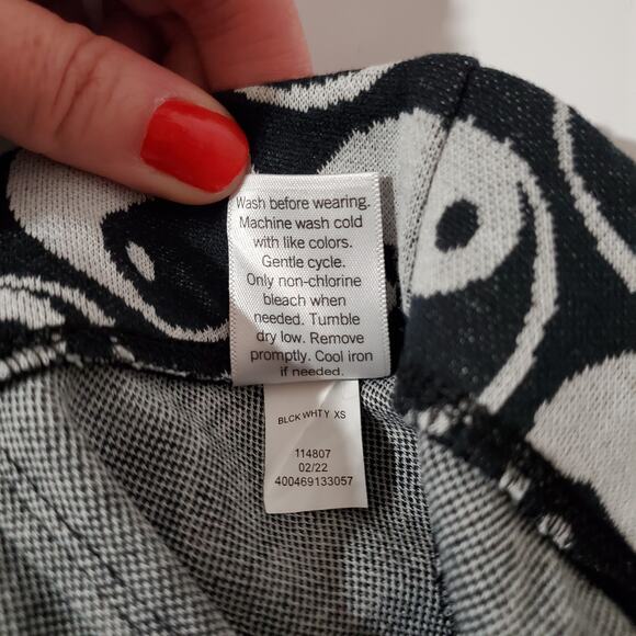 SO High Rise Flare Ying Yang Knit Pull On Pants Womens Juniors Size XS 24 Waist - Picture 9 of 10